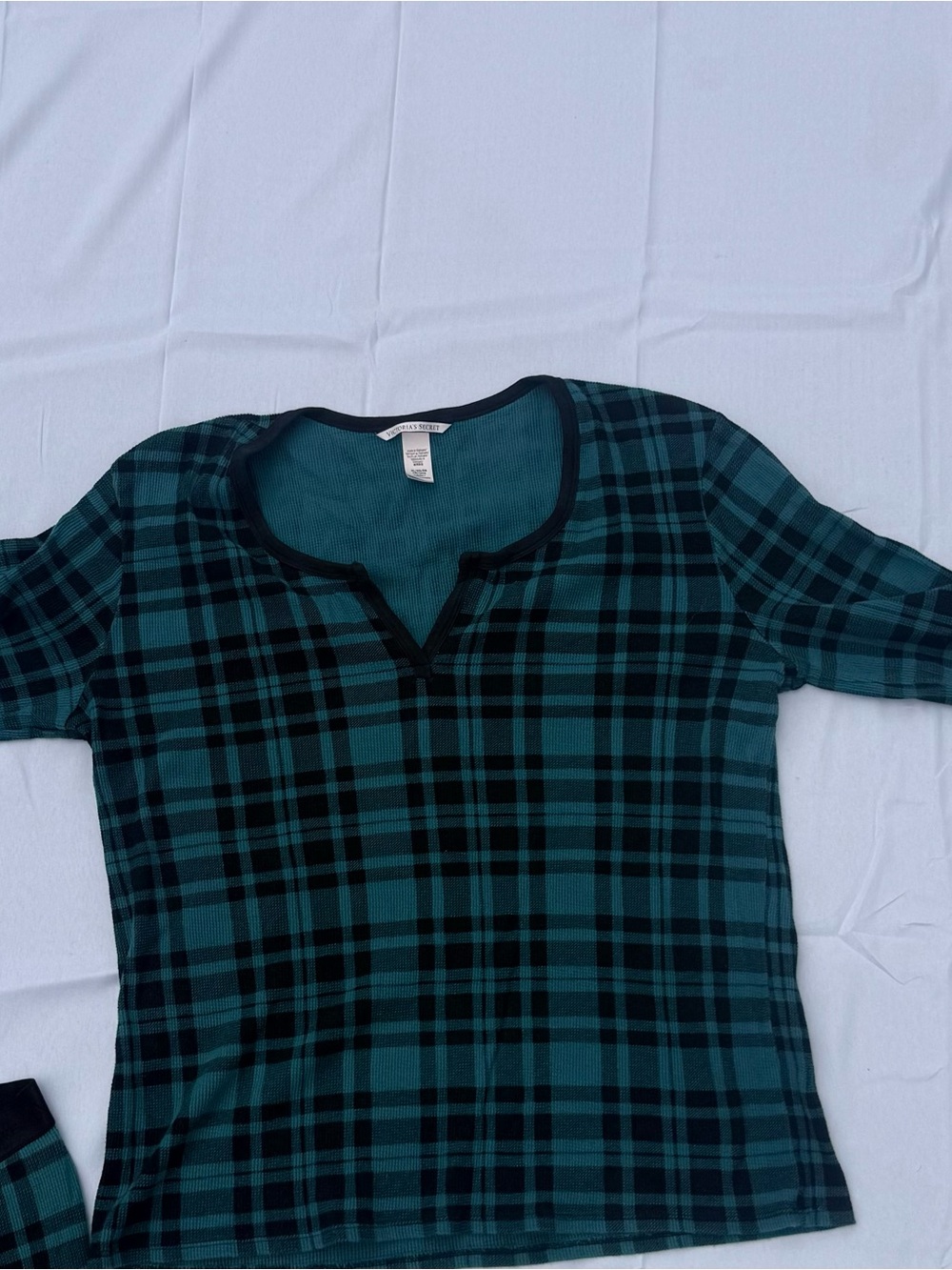 #91 PINK By VS Green Plaid Pajama Set - Cozy Two-Piece Sleepwear size Xl NWOT! - Picture 3 of 11
